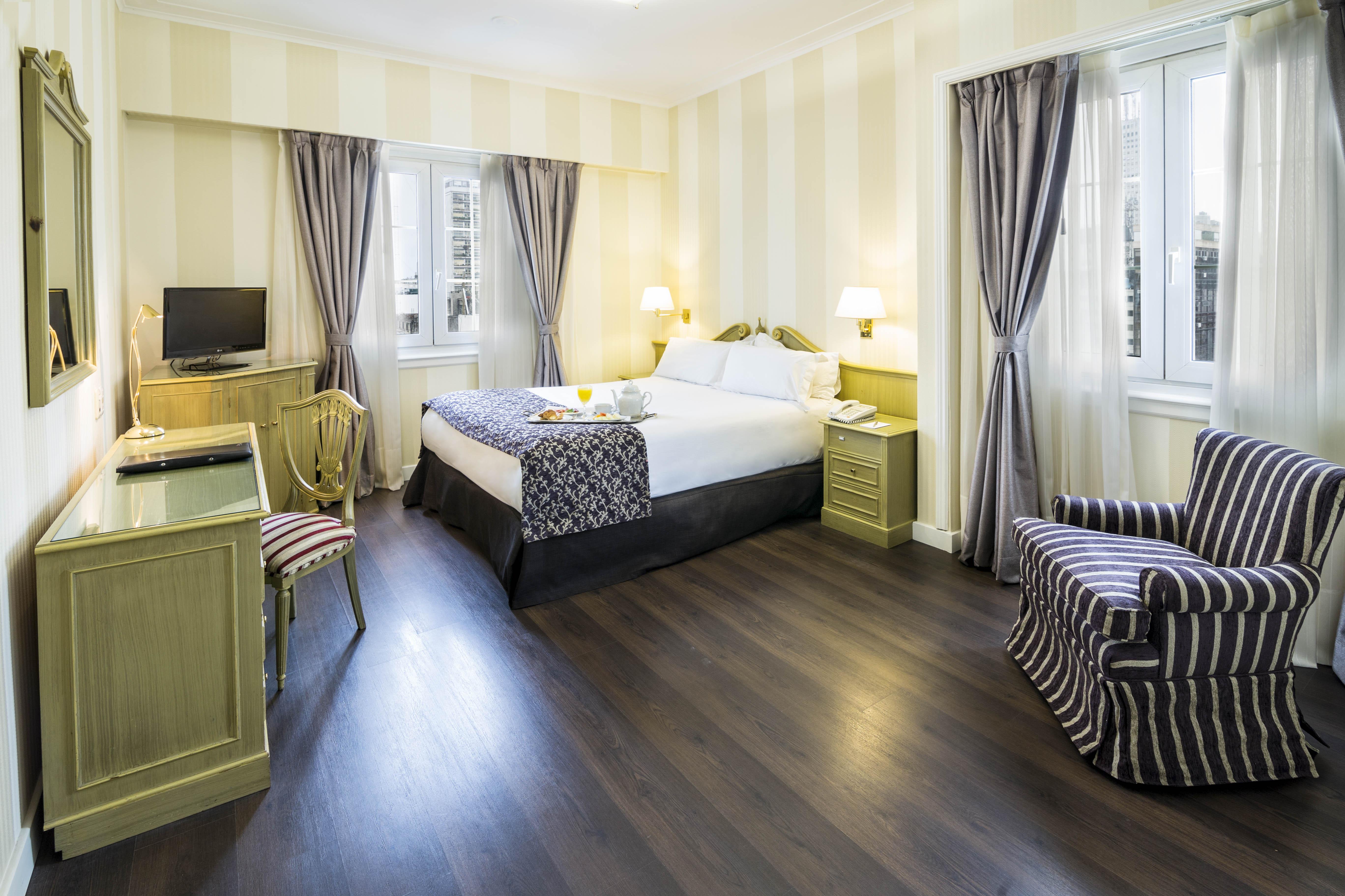 Claridge Hotel Buenos Aires Exterior photo Deluxe Room