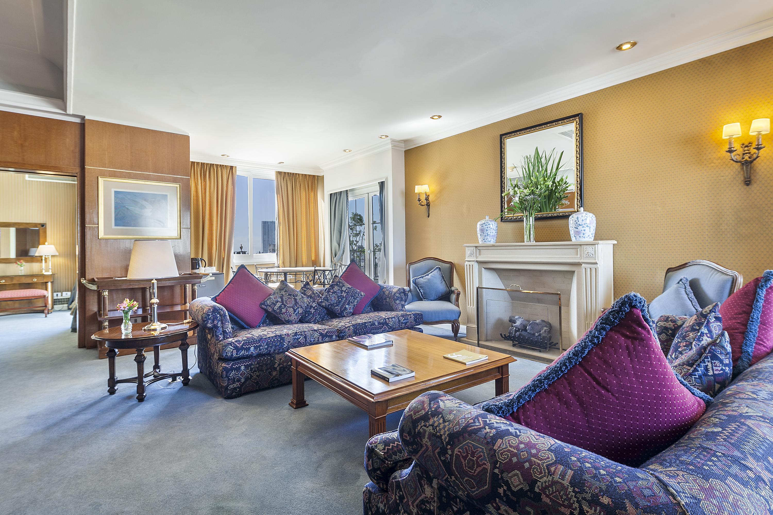 Claridge Hotel Buenos Aires Exterior photo Suite at the Hotel de Crillon