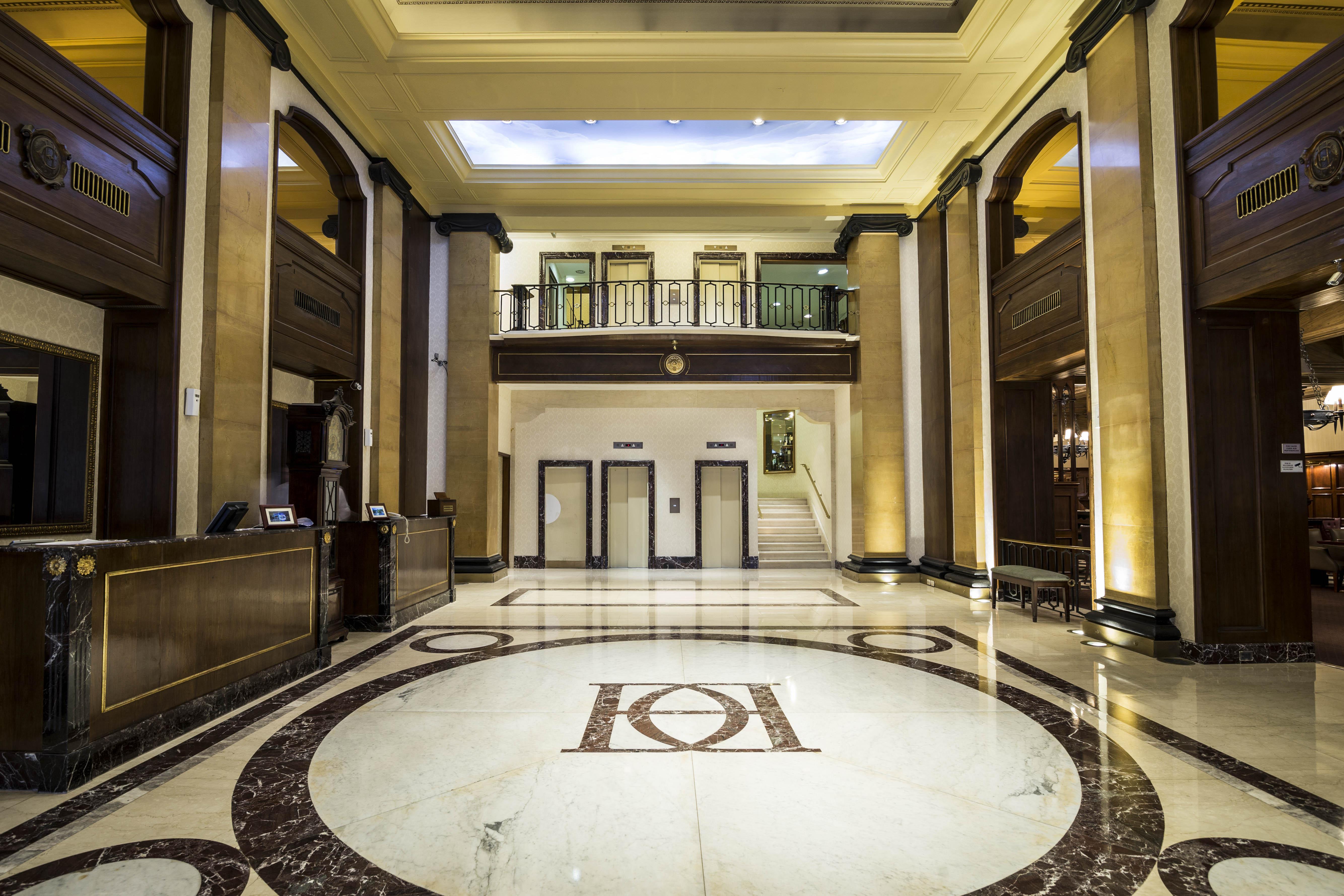 Claridge Hotel Buenos Aires Exterior photo The lobby of the Four Seasons Hotel London at Park Lane