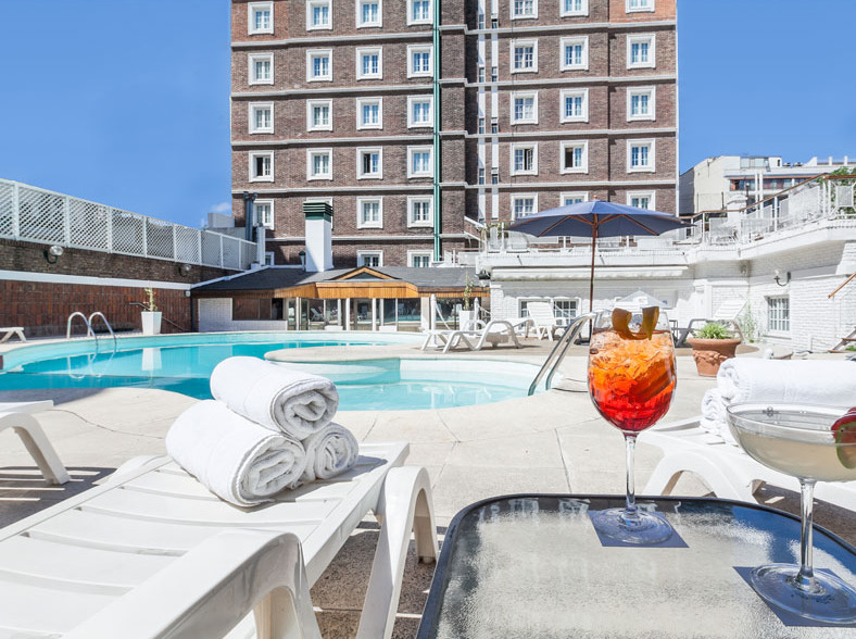 Claridge Hotel Buenos Aires Exterior photo The hotel's rooftop pool