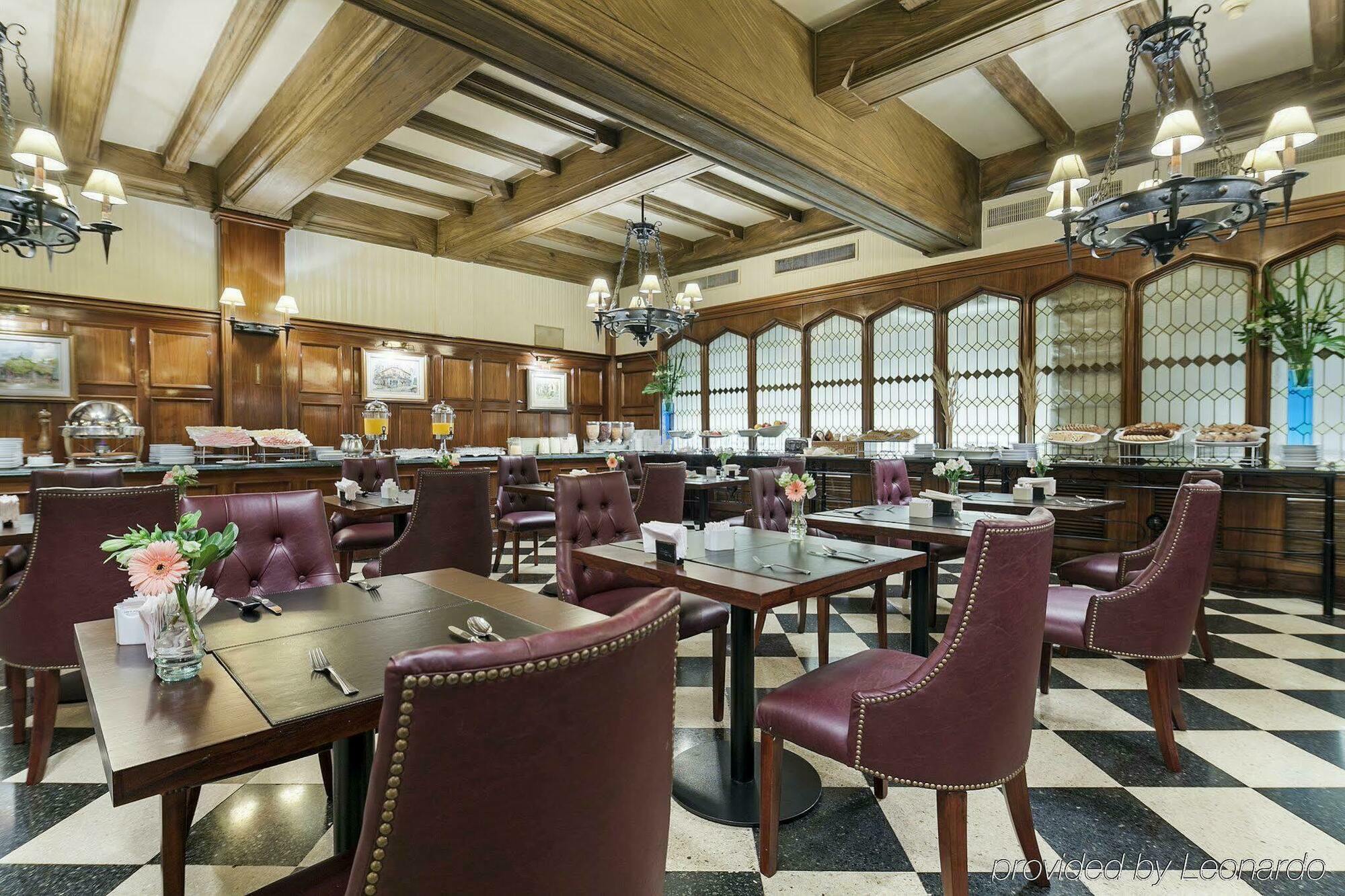 Claridge Hotel Buenos Aires Exterior photo The restaurant